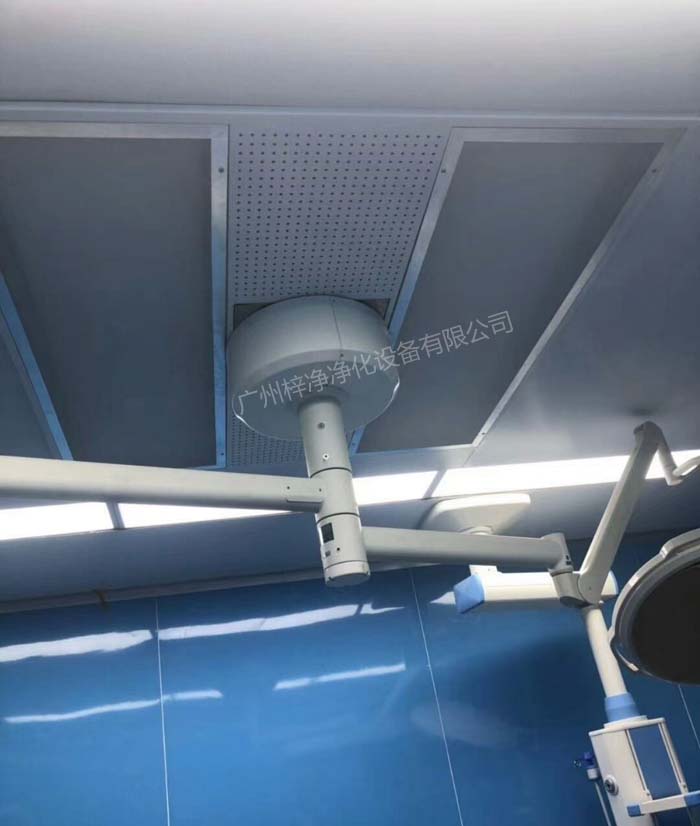 送風天花是現(xiàn)代醫(yī)院手術(shù)室必用的一種凈化裝置 送風天花是現(xiàn)代醫(yī)院手術(shù)室必用的一種凈化裝置